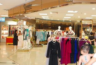 加盟連鎖店要多少錢？——服裝服飾零售加盟費(fèi)用解析